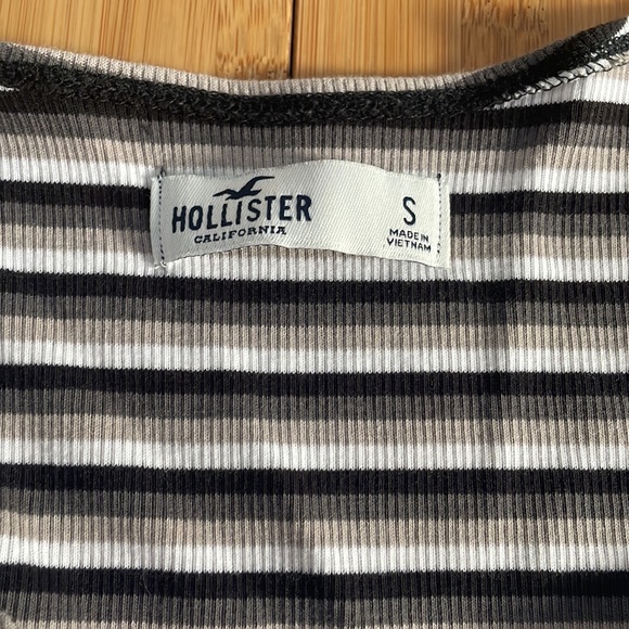 Black, white grey and tan stripped long sleeve from hollister. size small - Picture 2 of 4